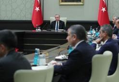Kabine toplanıyor! Türkiye nefesini tuttu! Ve belli oluyor! Yeni tedbirler...