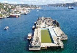 İstanbul Boğazı'nın ortasında moloz yığını! Kaderine terk edildi