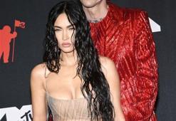 Machine Gun Kelly ile Megan Fox geceye damga vurdu!