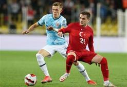 Nihat Kahveci Türkiye - Norveç maçından sonra Kuntz'u bıraktı 4 futbolcuyu bombaladı! 'Bunlar Avrupa'da uçuyor buraya gelince...'