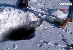 Çıldır Gölü'nde Eskimo usulü balık avı!