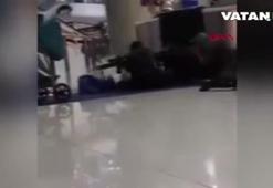 Ülkede şok! İşte AVM'deki silahlı çatışma anları!