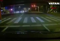 Çin'de köprü yolun ortasına çöktü!