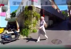 Aile Bakanı Kaya Seçim Taksi'nin direksiyona geçti