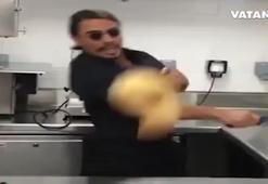 Nusret'ten Okan Bayülgen'e dev gönderme!