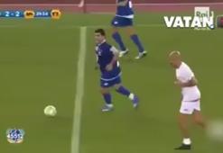 Maradona efsaneler maçında kavga etti