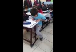Öğrencileri trolleyen öğretmen