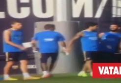 Arda Turan takım arkadaşlarına çabuk alıştı!..