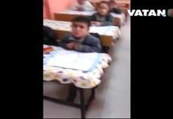 Başka sıraya oturmak istemeyen öğrenci
