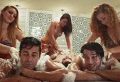 Çılgın Dersane 4: Ada Film Fragmanı