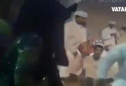 Arap kızlarından akılalmaz dans gösterisi