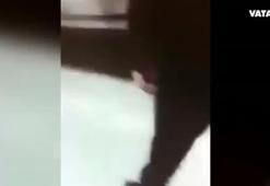 Polis memurunu tren raylarına attı