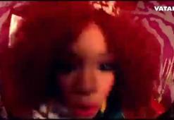 Rihanna - S&M