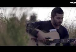 Gitar, Flüt, Mızıka ve Ritim birarada..
