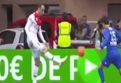 Berbatov'dan 'çok sakin ve şık’ gol..