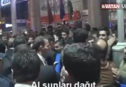 Bakan Erdoğan Bayraktar Vatandaşa Para Dağıttı