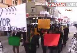 Doğubayazıt’ta, BDP’lilerden ’Van’ için üstü çıplak eylem