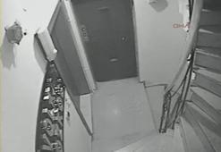 Apartmanda polis dayağı