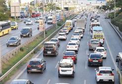 İstanbul'da trafik yoğunluğu yaşanıyor