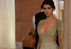 Beren Saat'in kombini gündem oldu!