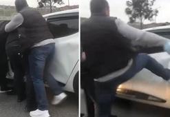 Ümraniye'de tartıştıkları sürücünün otomobilini tekmelediler