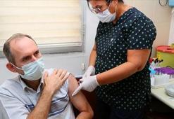 Yerli aşı TURKOVAC, İzmir'de gönüllülere uygulanmaya başlandı