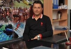 Lise öğrencilerini istismar ettiği iddia edilen öğretmen tutuklandı