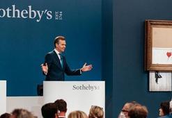 Banksy'nin parçalanan eseri 18,5 milyon  sterline satıldı