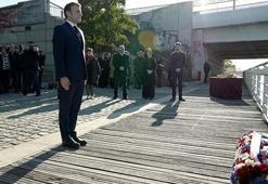 Fransa'da ilk kez oluyor! Macron bu görüntüyle tarihe geçti