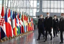 Bakan Akar, NATO Savunma Bakanları Toplantısı için NATO Karargahı'nda