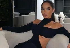 Janet Guzman'dan banyoda bikinili poz!