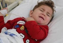 19 aylık Murat'ın midesinden 17 mıknatıs çıktı