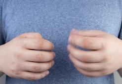 Parkinson hastalarına tedavilerini aksatmamaları önerisi