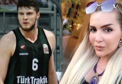 Basketbolcu Metecan Birsen, Selin Ciğerci'yle aşk yaşadığı iddialarına yanıt verdi!