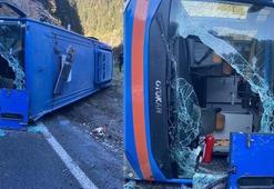 Rize'de cezaevi aracı devrildi: 11 yaralı