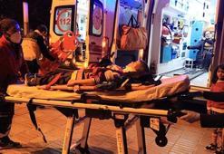 Burdur'da otomobil iş makinesine çarptı: 1 öül, 4 yaralı