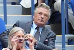 Alec Baldwin film setinde nasıl katil oldu? Kan donduran iddia: Silahı değiştirildi...