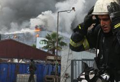 Kocaeli’de geri dönüşüm tesisinde yangın