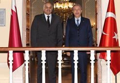 Bakan Akar, Katar Savunma Bakanı ile bir araya geldi