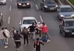 Maltepe E-5'te taşlı bıçaklı dehşet anları!
