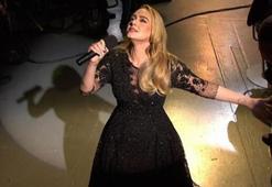 Adele: Kollarımı asla sevemedim, hala da sevmiyorum
