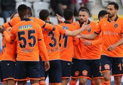 Medipol Başakşehir: 2 - Demir  Grup Sivasspor: 1