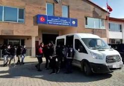Van'da 13 göçmen kaçakçısı tutuklandı