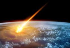 NASA tarih vererek duyurdu: Atom bombasından 800 kat daha güçlü 2018 AH adlı gök cismi Dünya'ya yaklaşıyor