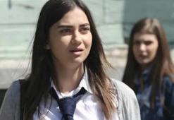Kırgın Çiçekler’in Meral’i Aleyna Solaker’den iddialı pozlar!