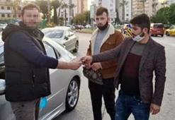 Benzerlik sebebiyle arkadaşını öldürüp arabasını sattı! Akılalmaz olay