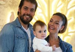Özge Özder'den mutlu aile pozu
