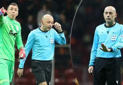 Galatasaray - Altay'a takıldı! Fernando Muslera'dan Cüneyt Çakır'a sert tepki...