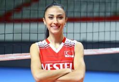 Simge Aköz kimdir, kaç yaşında, nereli? Simge Aköz Berkay Ateş ile sevgili mi?