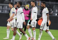 Beşiktaş 20 yıl sonra bir ilki başardı! Fenerbahçe'den sonra tarihe geçti!  Hezimet; rekor kırdı...